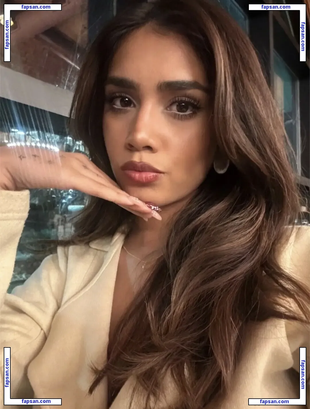 Zoyaurkhan голая фото #0006 с Онлифанс