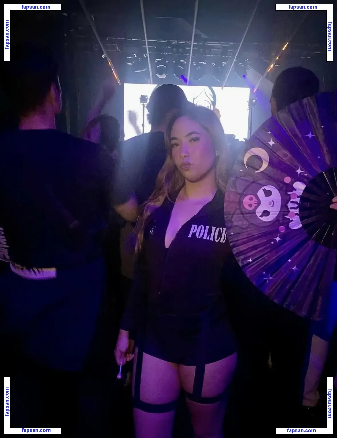 zqklinx5 голая фото #0001 с Онлифанс