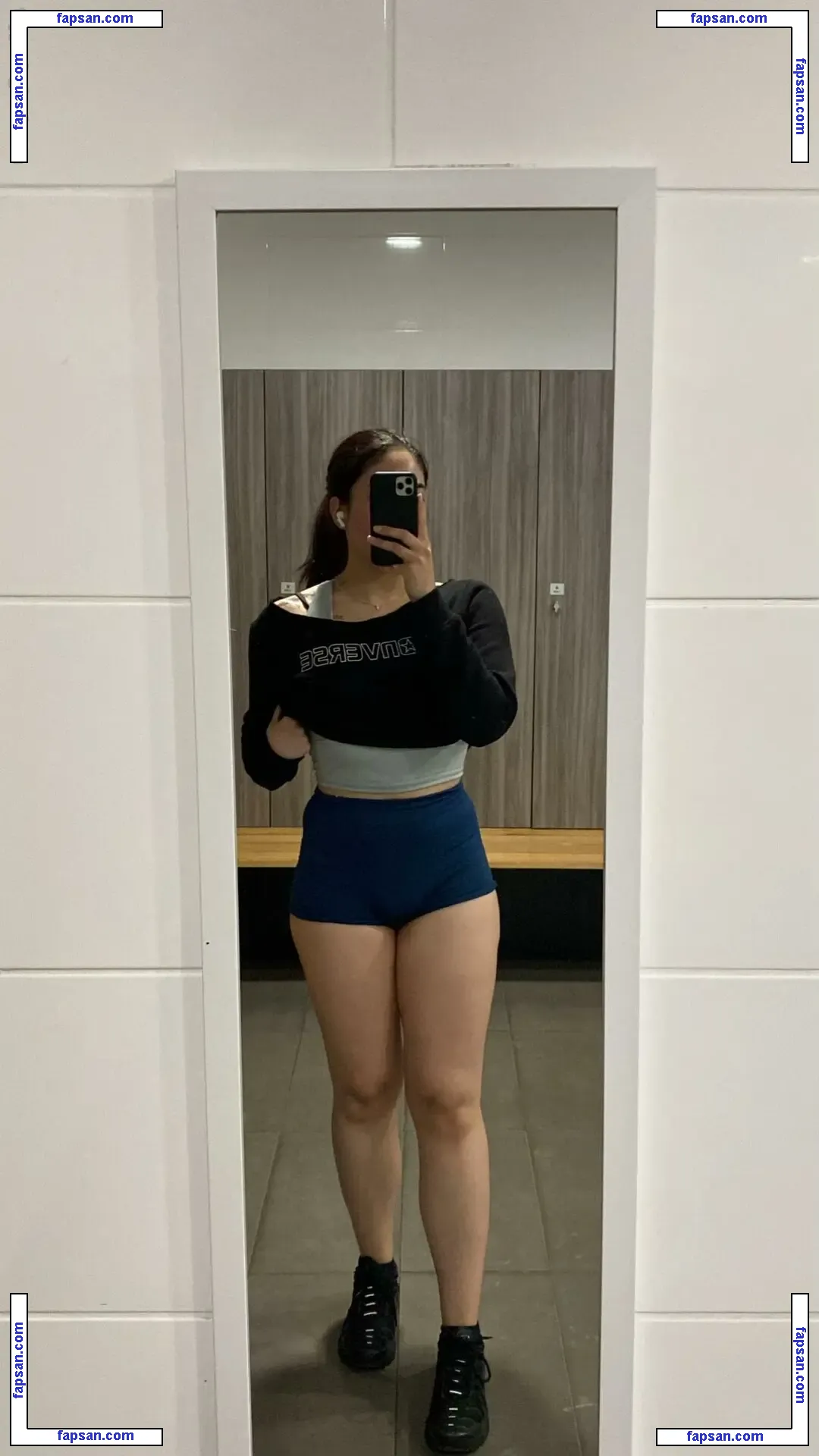 zqklinx5 nude photo #0010 from OnlyFans