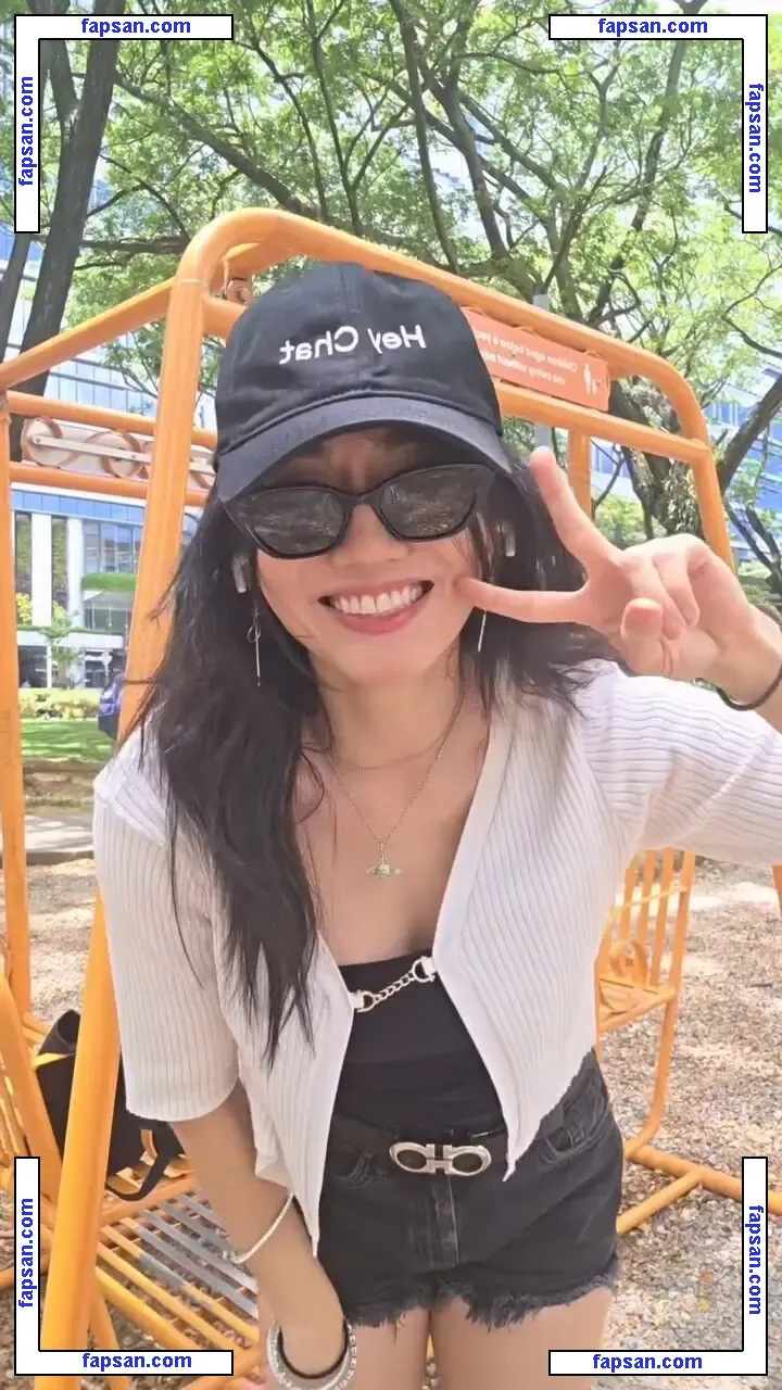 Zumi nude photo #0060 from OnlyFans