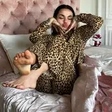 zusjeofficialfree голая #0016