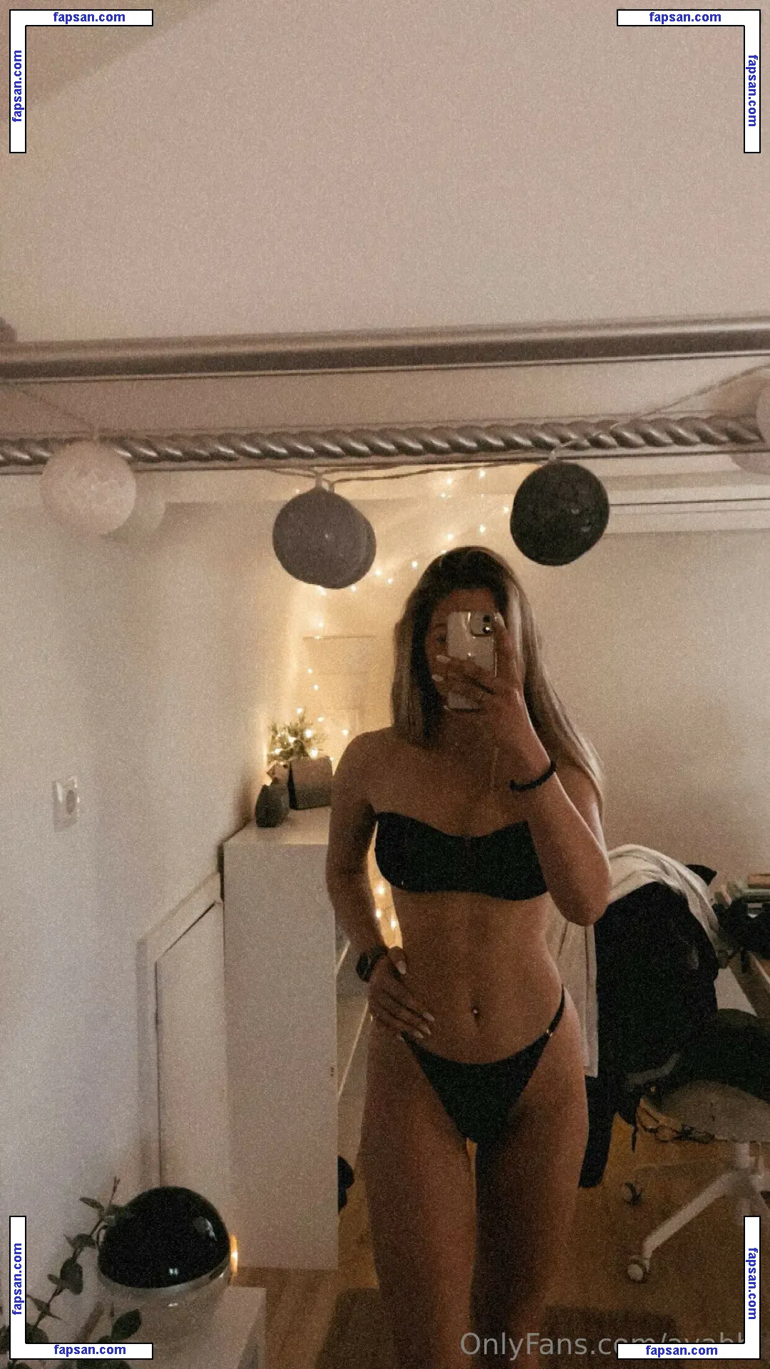 zzarabby nude photo #0012 from OnlyFans